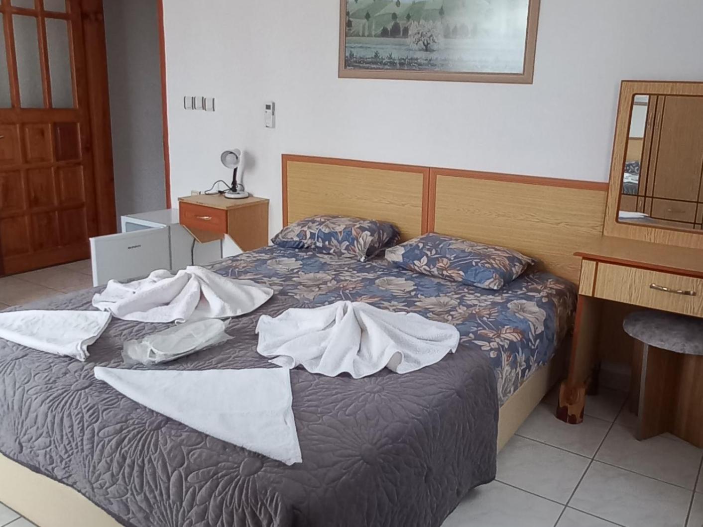 Rosemary Pansiyon Çıralı Kamer foto